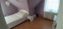 Bild (04ca2faf276f34d1af30d46d4190e6d5): Helle, m�blierte gro�z�gige Dachgeschosswohnung in Marktredwitz provisionsfrei zu vermieten.