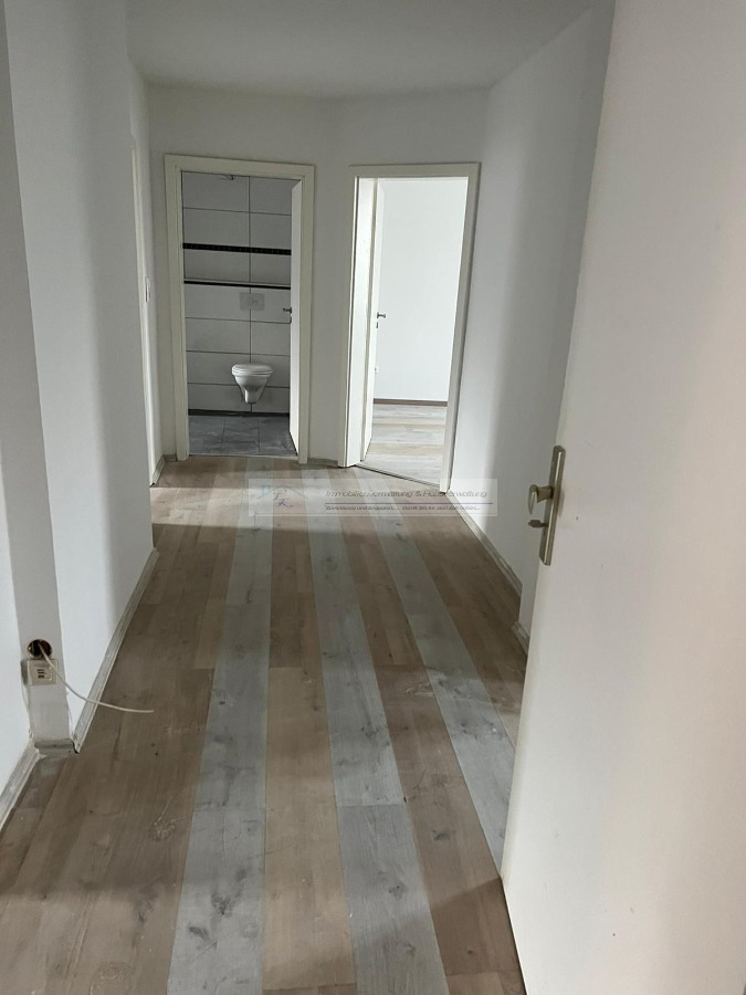 Bild... Reihenhaus Hof