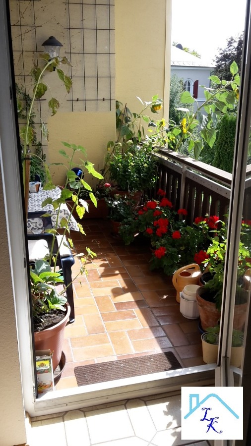 Hauptbild: Gro�z�gige und helle Wohnung in R�slau mit Balkon zu vermieten.