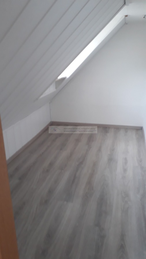 K30-W7-Schlafzimmer Dachgeschosswohnung Marktredwitz