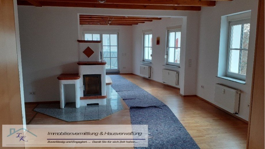 Bild... Mehrfamilienhaus R�slau
