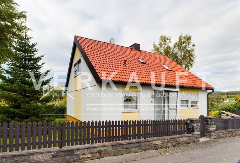 Bild... Wunsiedel Einfamilienhaus Einfamilienhaus in Wunsiedel zu verkaufen.