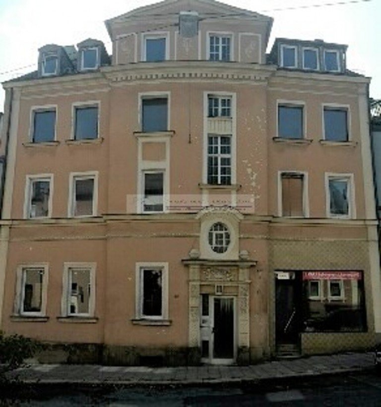 Bild... Hof Reihenhaus Solide Rendite ? Vermietetes 6-Familienhaus in bester Lage von Hof a.Saale