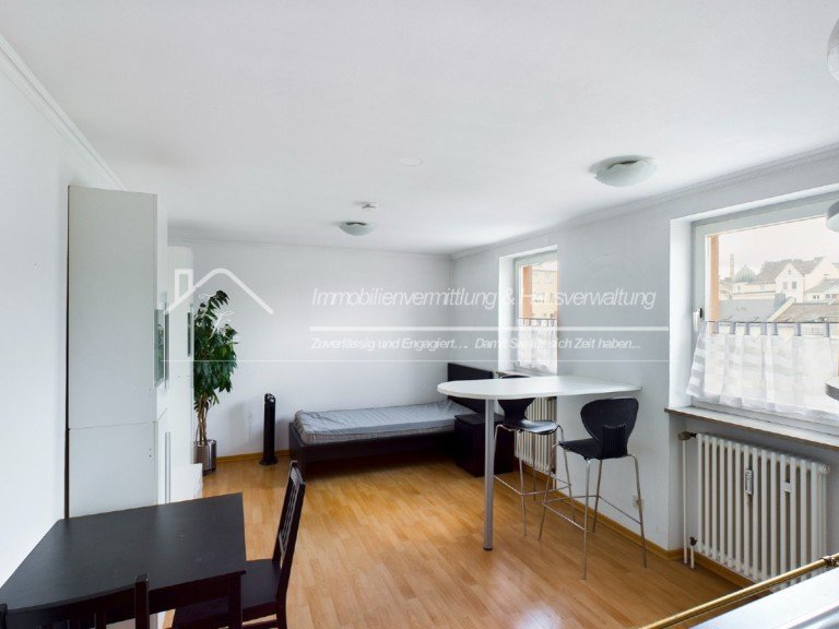 Bild... Hof Wohnung Ihr neues Quartier in Hof a.Saale wartet auf Sie!! M�bliertes Appartement in Hof zu vermieten.